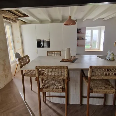 La Maison Du Seguy Bed & Breakfast Saint-Ciers-de-Canesse